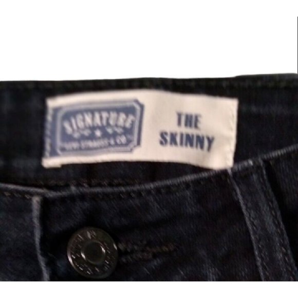 Signature Jeans Womans 10 Large Low Rise Ankle Skinny Pants Dark Wash - Picture 13 of 13